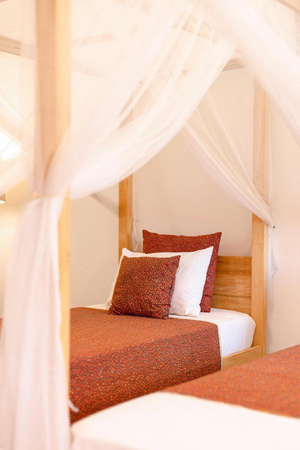 Casa Louka Bed & Breakfast Saly Portudal Luaran gambar